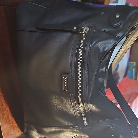 Coach Black Leather Shoulder Bag - Picture 7 of 11